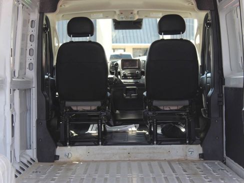 Used 2023 RAM ProMaster 2500 FWD image 17