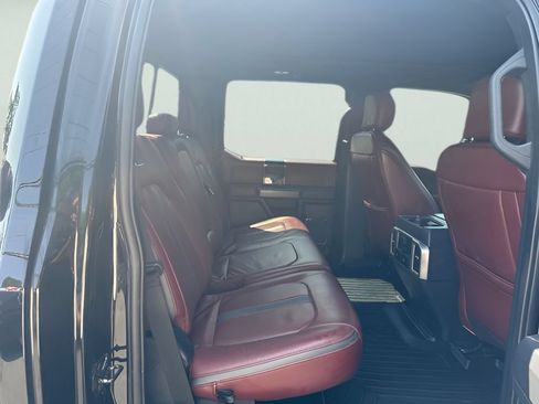 Used 2022 Ford F450 Platinum w/ FX4 Off-Road Package AWD/4WD image 19