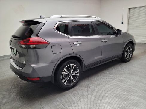 Used 2020 Nissan Rogue SV w/ Premium Package FWD image 9
