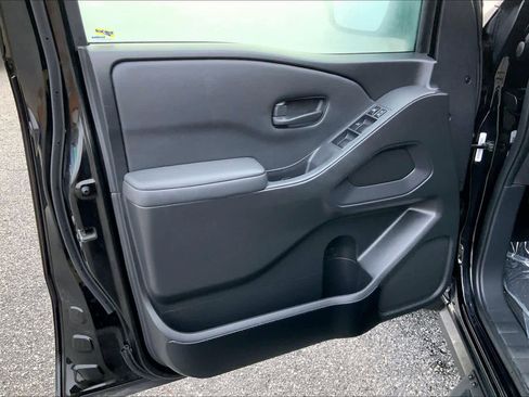 Used 2022 Nissan Frontier S w/ Technology Package image 20