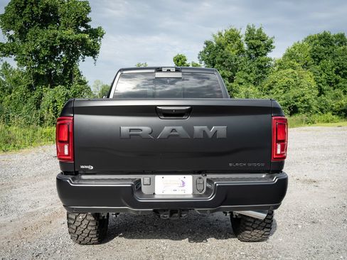 New 2026 RAM 2500 Laramie w/ Night Edition AWD/4WD image 17