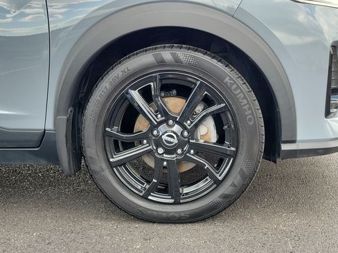 Certified 2024 Nissan Kicks SR w/ SR Premium Package FWD image 5