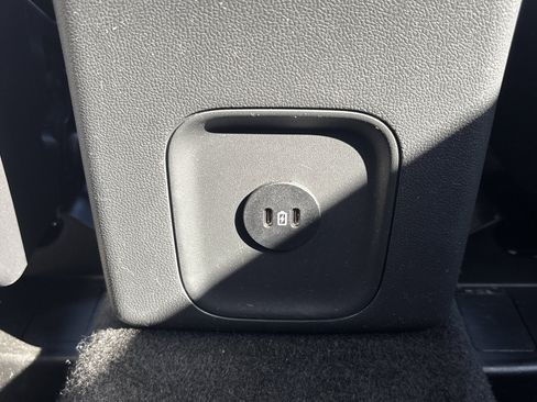 Used 2025 Ford Escape ST-Line AWD/4WD image 37