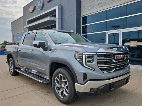 New 2026 GMC Sierra 1500 SLT w/ SLT Premium Package AWD/4WD image 1