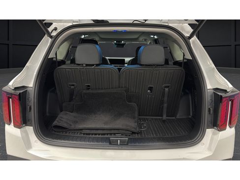 Used 2025 Kia Sorento EX w/ EX Panoramic Sunroof Package AWD/4WD image 27
