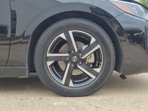 Used 2024 Nissan Sentra SV FWD image 22