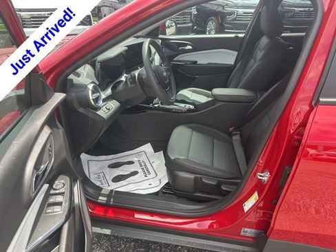New 2026 Chevrolet Trax LT FWD image 16