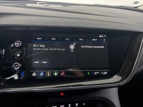 Used 2023 Buick Envision Essence image 65