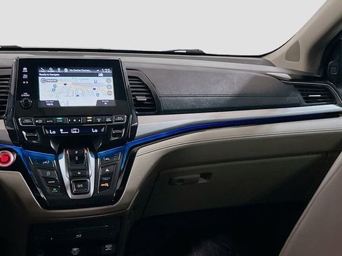 Used 2024 Honda Odyssey Touring image 22