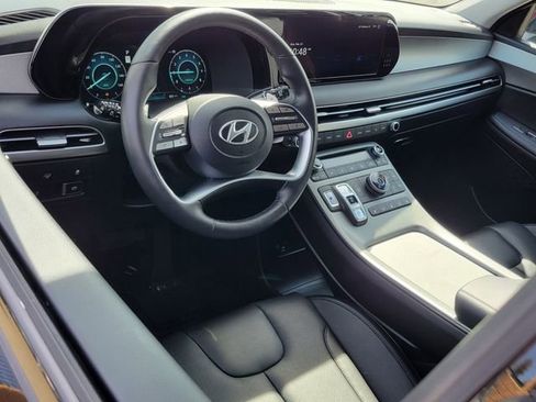 Used 2025 Hyundai Palisade SEL image 3