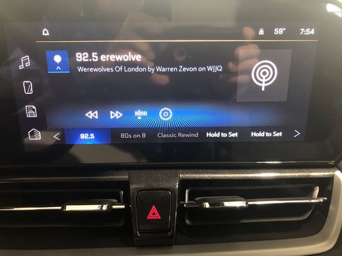 New 2025 Chevrolet TrailBlazer LT w/ Convenience Package image 18