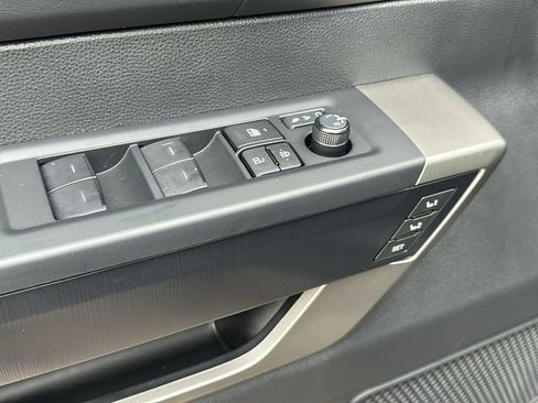 New 2026 Toyota Tundra Platinum AWD/4WD image 15