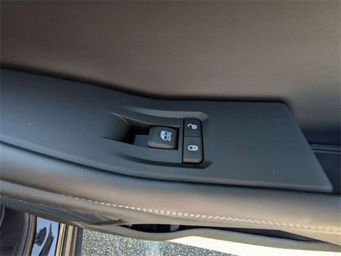 New 2025 Jeep Grand Cherokee L Laredo w/ Luxury Tech Group I image 36