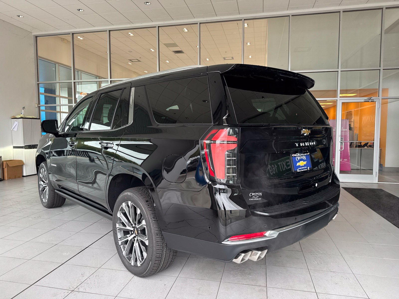 New 2027 Chevrolet Tahoe High Country AWD/4WD image 6