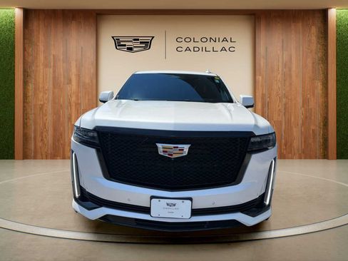 Used 2022 Cadillac Escalade Sport Platinum AWD/4WD image 8
