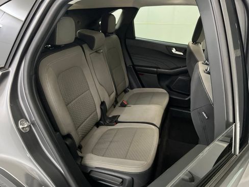 Used 2021 Ford Escape SE w/ SE Sport Appearance Package AWD/4WD image 20