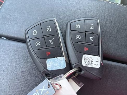 Used 2023 Buick Envision Essence w/ Sport Touring Package AWD/4WD image 21