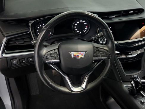 Certified 2024 Cadillac XT6 Premium Luxury w/ Technology Package AWD/4WD image 18
