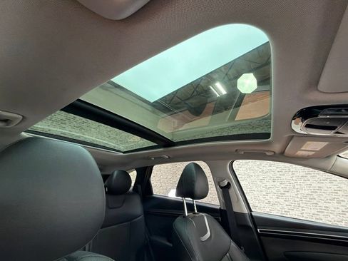 Certified 2023 Hyundai Tucson Limited w/ Cargo Package FWD image 12
