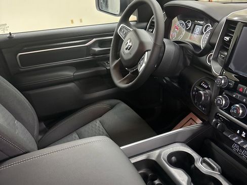 New 2026 RAM 1500 4x4 Crew Cab image 27