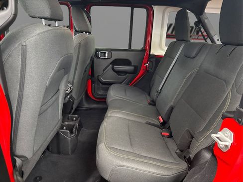 Used 2024 Jeep Wrangler Sport S image 10