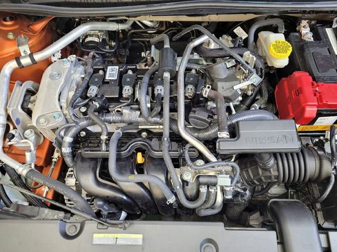 Used 2024 Nissan Sentra SR FWD image 30
