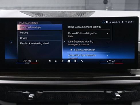 Used 2024 BMW X7 xDrive40i w/ Premium Package AWD/4WD image 44