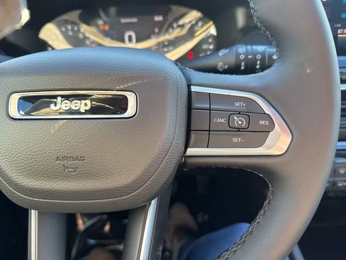 New 2026 Jeep Compass Latitude AWD/4WD image 12