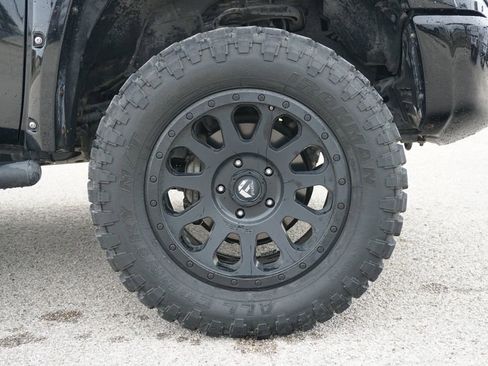 Used 2018 Toyota Tundra SR5 image 5