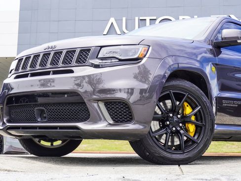 Used 2018 Jeep Grand Cherokee Trackhawk AWD/4WD image 2