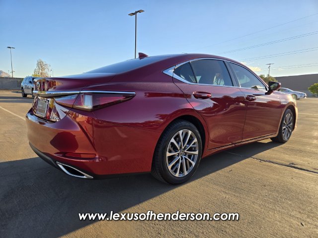 Used 2024 Lexus ES 350 FWD image 7