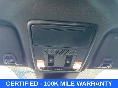 Certified 2025 Honda Pilot Black Edition image 30