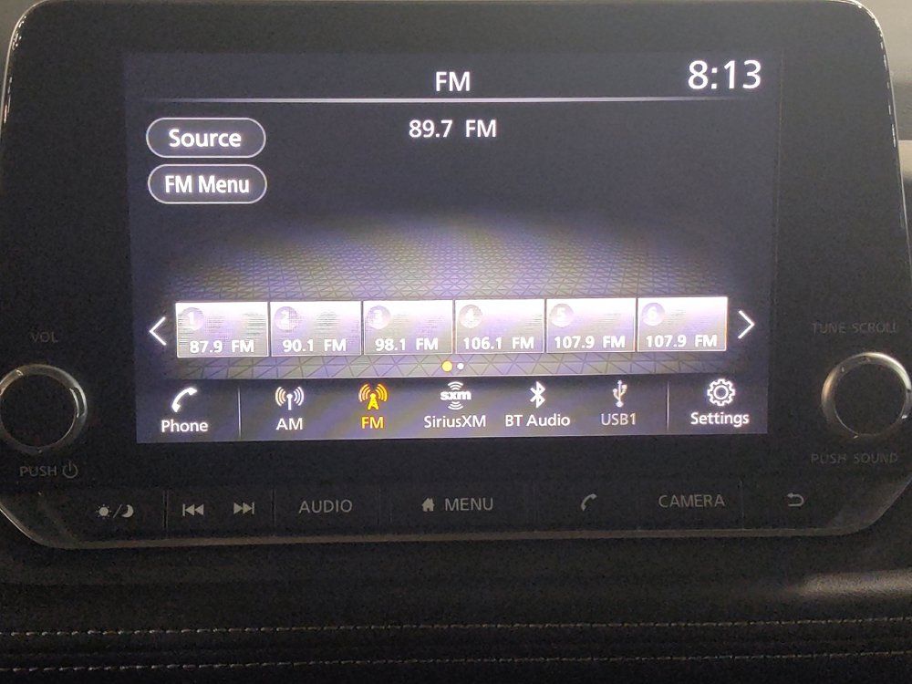 Used 2025 Nissan Rogue SV AWD/4WD image 25