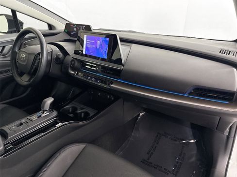 Used 2024 Toyota Prius XLE image 44