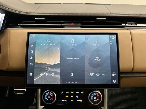 Certified 2023 Land Rover Range Rover SE AWD/4WD image 26