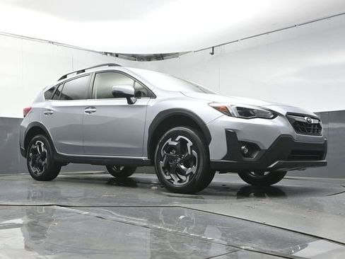 Used 2023 Subaru Crosstrek 2.5i Limited w/ Moonroof Package AWD/4WD image 39