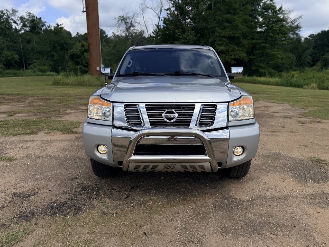 Used 2012 Nissan Titan SV w/ SV Value Truck Pkg RWD image 8