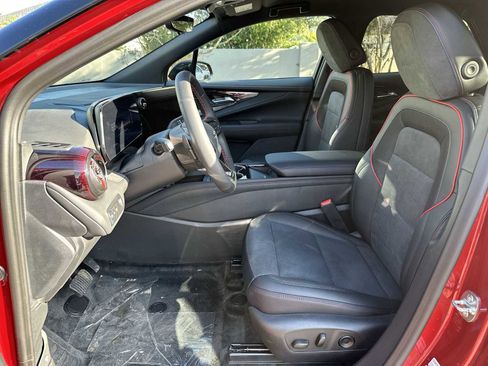 New 2026 Chevrolet Blazer EV RS image 15