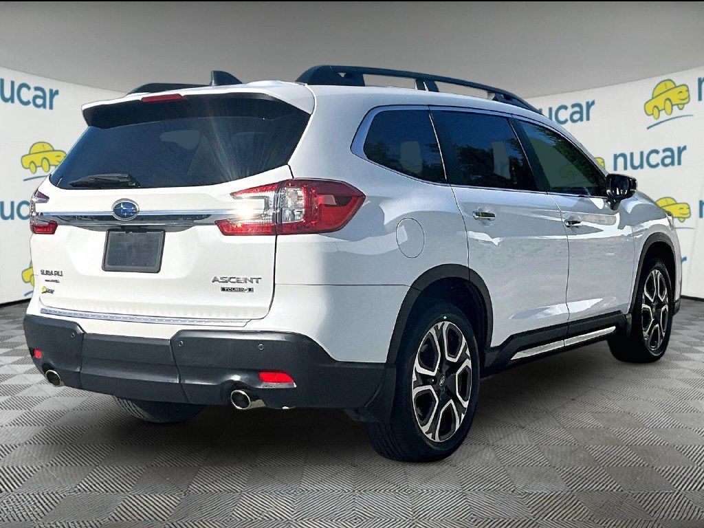 Used 2024 Subaru Ascent Touring AWD/4WD image 6
