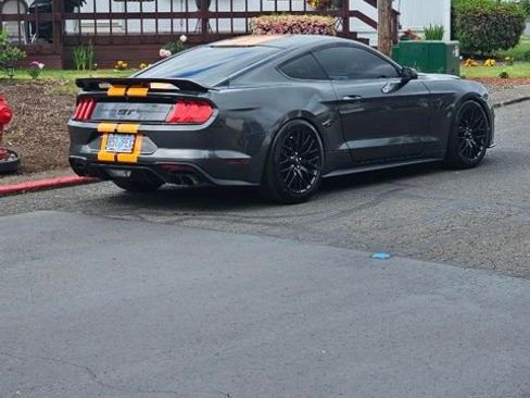 Used 2018 Ford Mustang GT image 5