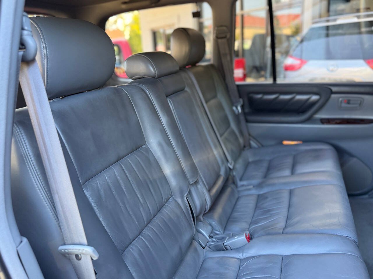 Used 1999 Toyota Land Cruiser w/ Leather Trim Pkg AWD/4WD image 59