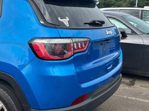 Used 2018 Jeep Compass Sport w/ Tech Group FWD image 10