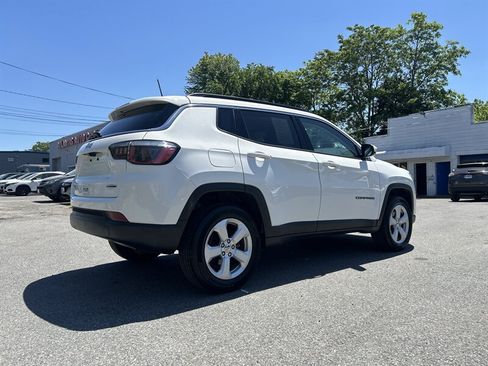 Used 2020 Jeep Compass Latitude w/ Cold Weather Group AWD/4WD image 4