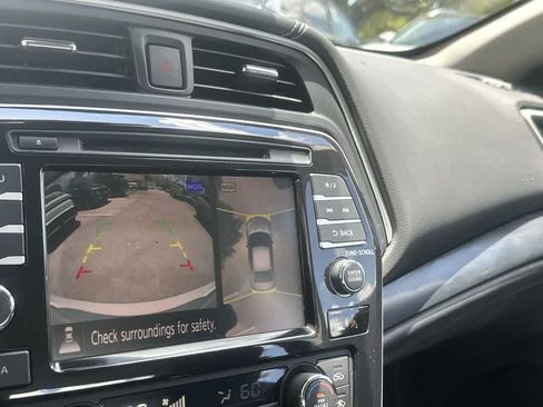 Used 2023 Nissan Maxima Platinum w/ Sport Mat Group FWD image 26