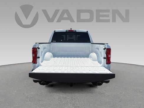 New 2026 RAM 1500 Big Horn AWD/4WD image 17