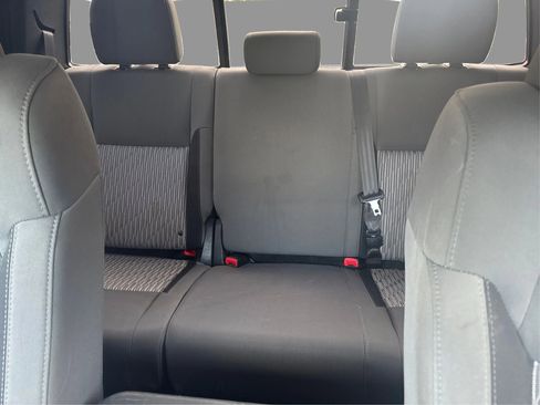 Used 2014 Toyota Tundra SR5 image 17