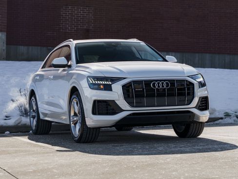 Used 2023 Audi Q8 Premium w/ Convenience Package image 1