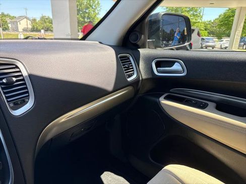 Used 2019 Dodge Durango SXT AWD/4WD image 19