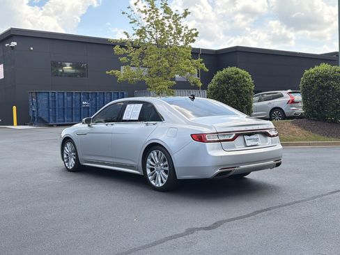Used 2019 Lincoln Continental Select FWD image 16
