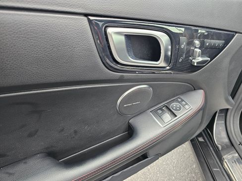 Used 2020 Mercedes-Benz SLC 300 SLC 300 image 16